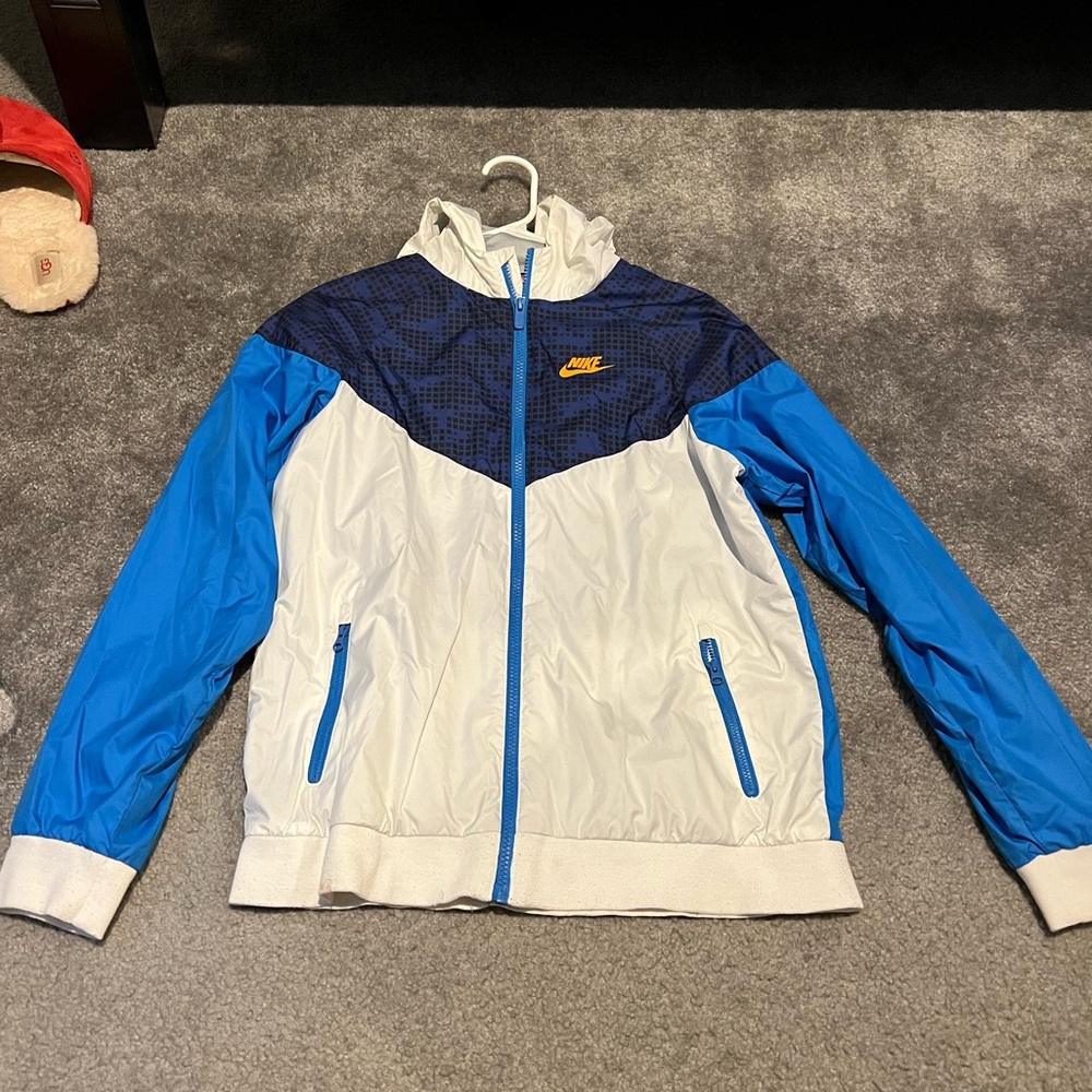 Nike windbreaker boys xl , lightly worn